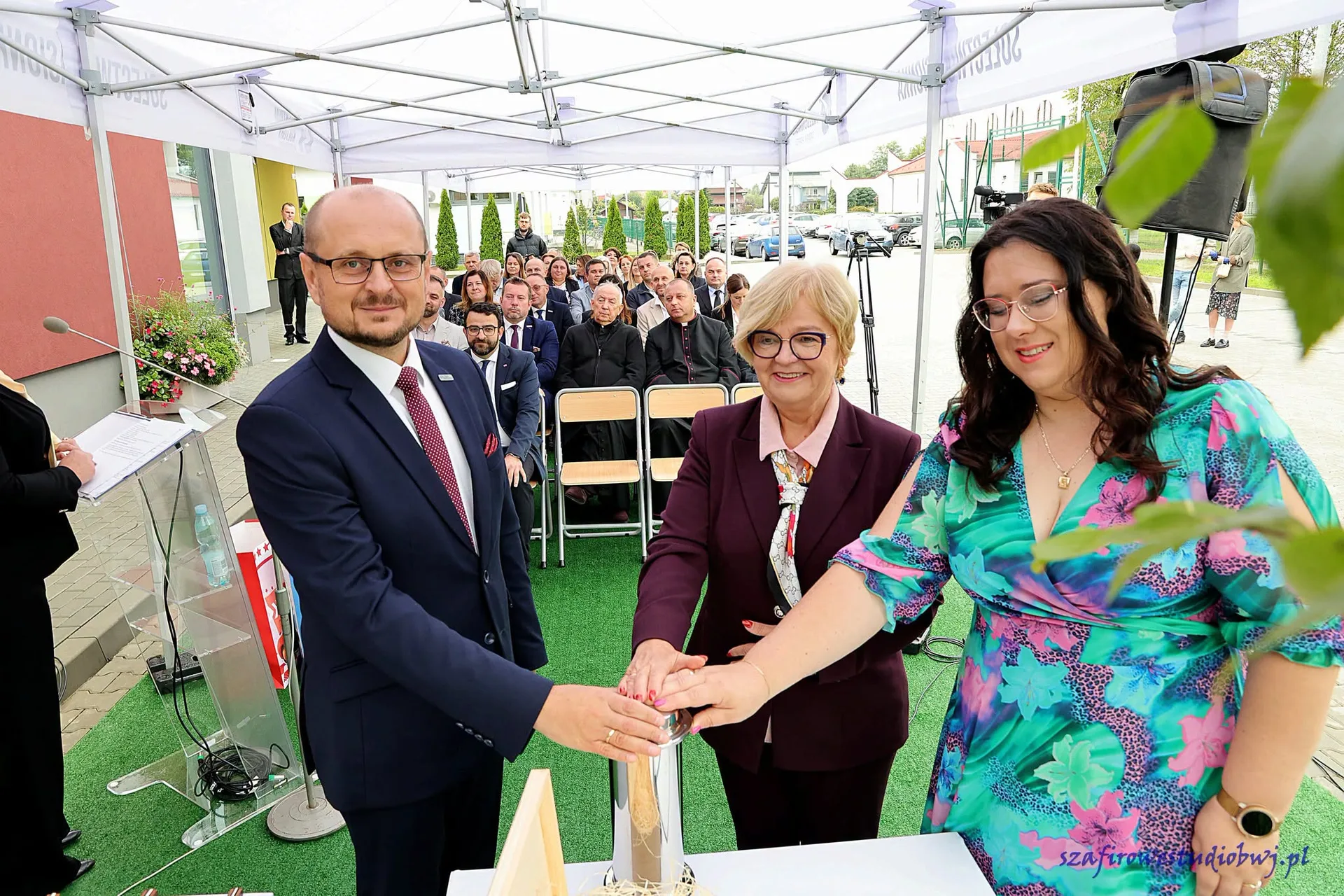 Sławomir Porada i Teresa Kubas-Hul na otwarciu żłobka w Jasionce