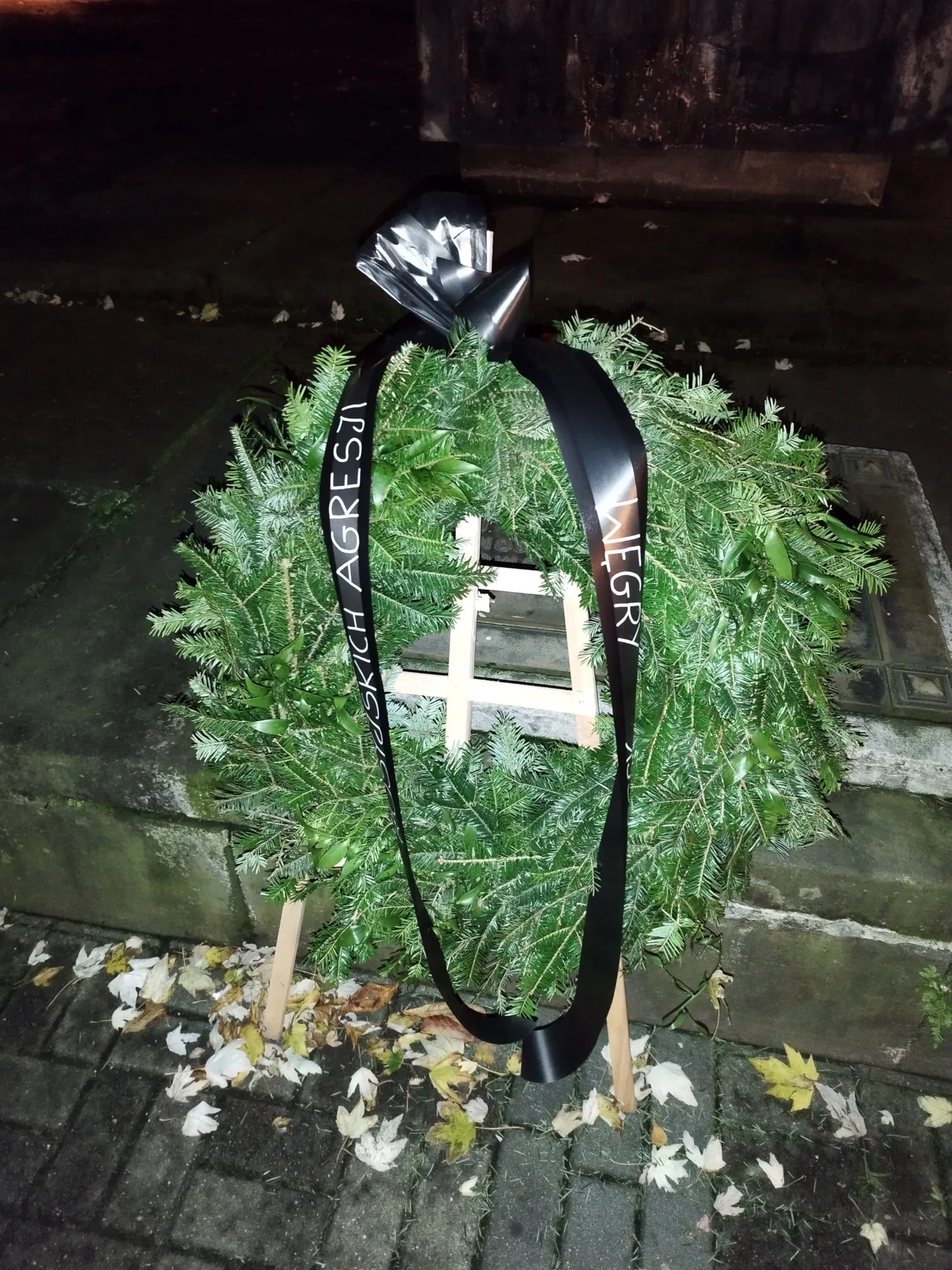 Wieniec pod Pomnikiem Wdzięczności Armii Czerwonej