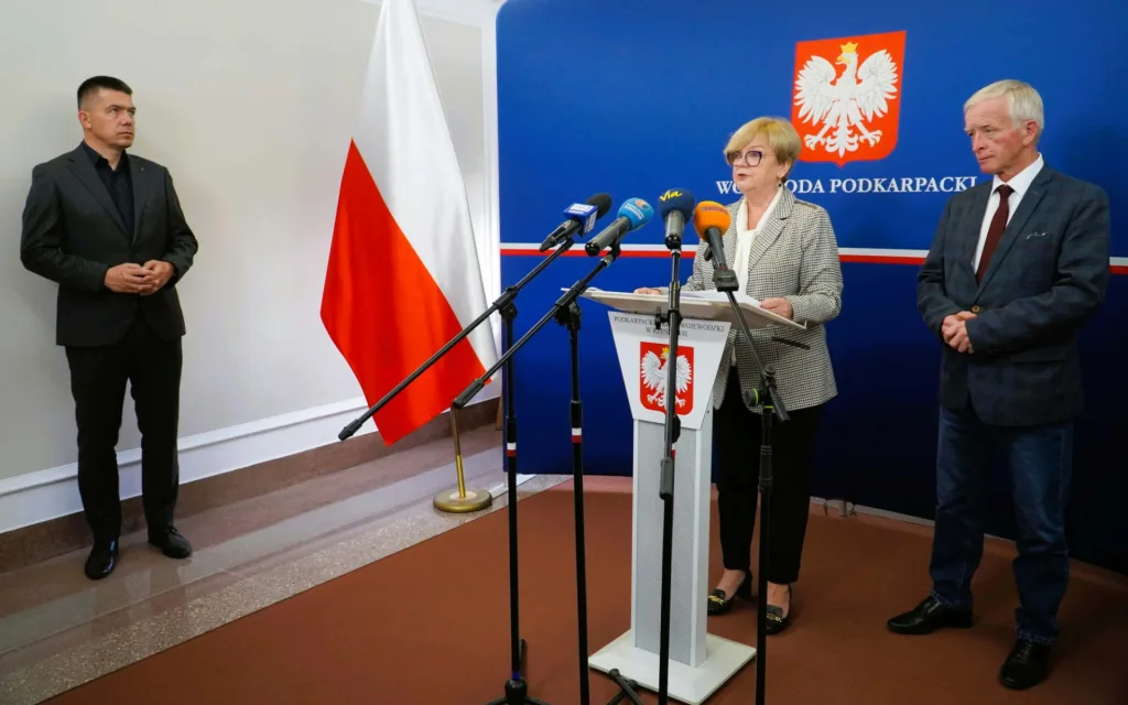 Wojewoda podkarpacka Teresa Kubas-Hula na konferencji prasowej