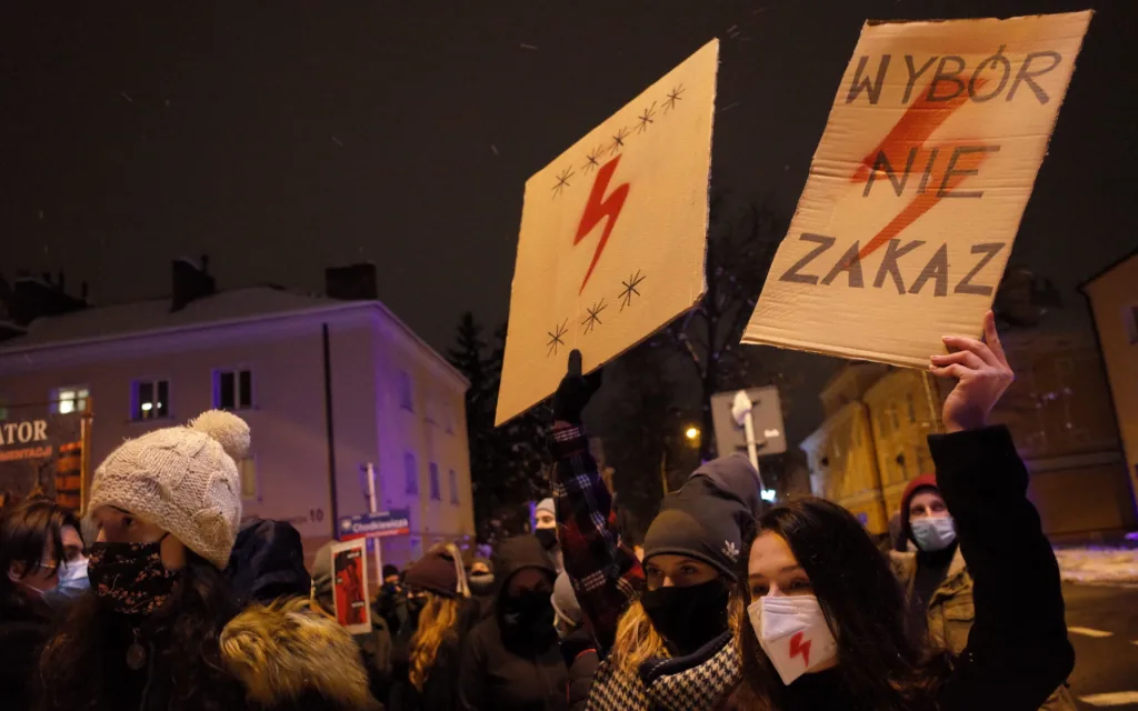 Protest kobiet w sprawie aborcji