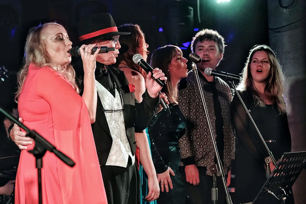 Koncert Teatr Przedmieście i Przyjaciele w Rzeszowskich Piwnicach