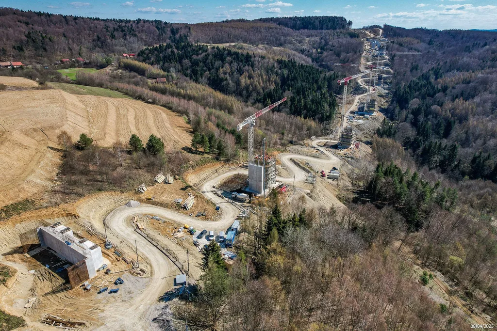 Budowa s19 na Podkarpaciu, estakada Babica - Jawornik, IV 2025