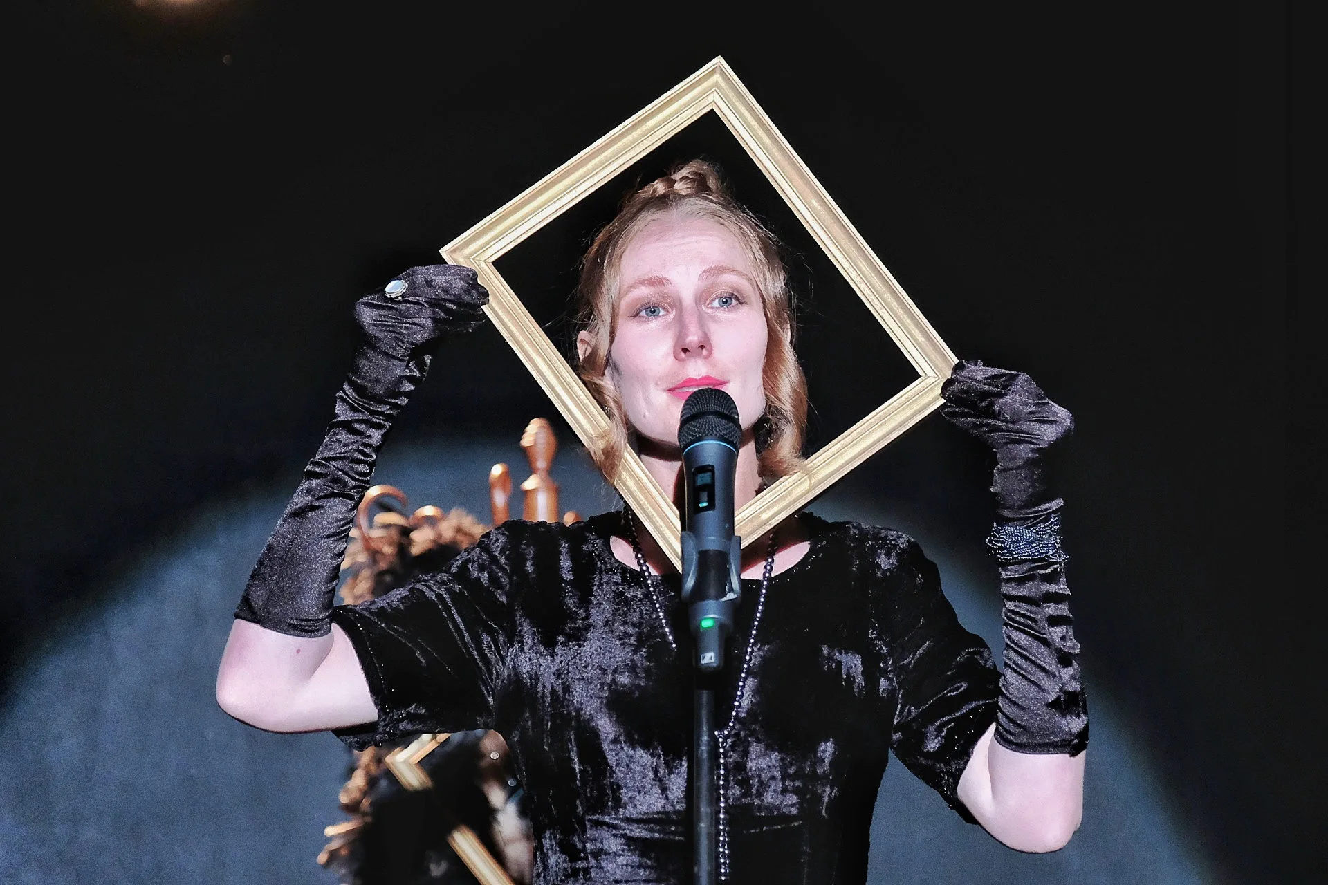 Teatr Witkacego - Międzyczas